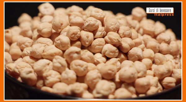 Sorsi di benessere – Un hummus di ceci con carote e zenzero