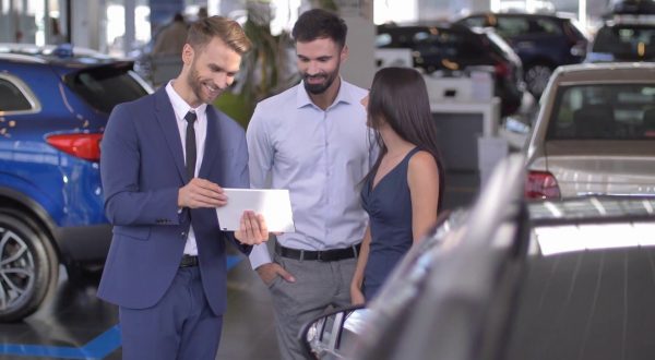 Il mercato dell’auto divide l’Italia, nuove al Nord, usate al Sud