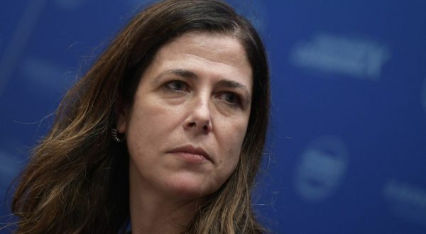 Todde “Serenamente al lavoro, ho piena legittimazione a continuare”