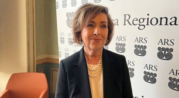 Il neo assessore Faraoni giura all’Ars “Impegno per rilanciare la sanità”