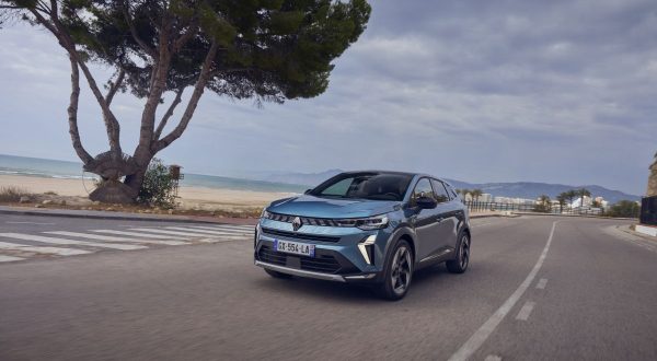 Renault Symbioz, modello versatile per la famiglia