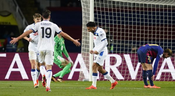 Barça-Atalanta 2-2, la Dea chiude 9^ e va ai play-off