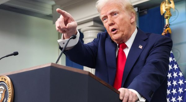 Incidente aereo a Washington, Trump attacca Biden e Obama sulla sicurezza