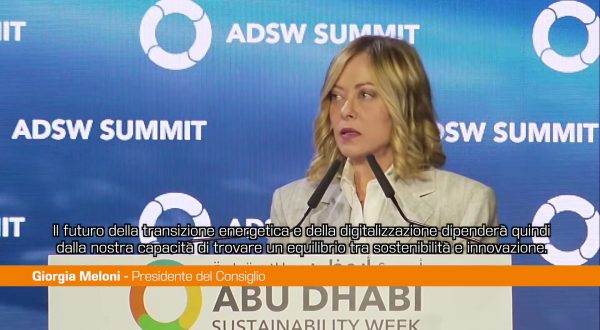 Meloni “Interconnessioni chiave per nuova diplomazia energetica”