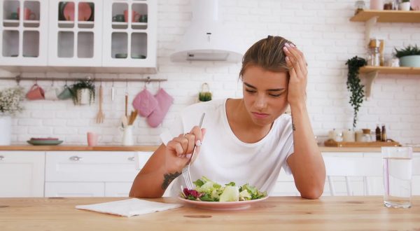 Disturbi del comportamento alimentare, occhio ai segnali