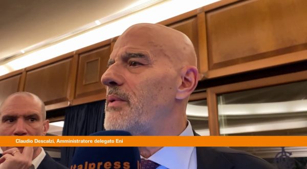 Energia, Descalzi “Per i prezzi nei prossimi mesi cambierà poco”