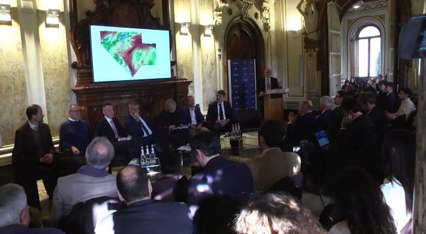 Al via il progetto Med Wind, parco eolico offshore nel Mediterraneo