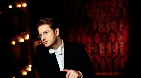 Orchestra Sinfonica Siciliana, omaggio alla musica spagnola con Tebar