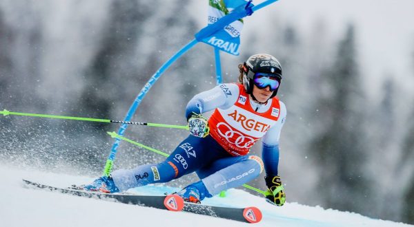 Brignone torna in Coppa e vince il gigante di Sestriere