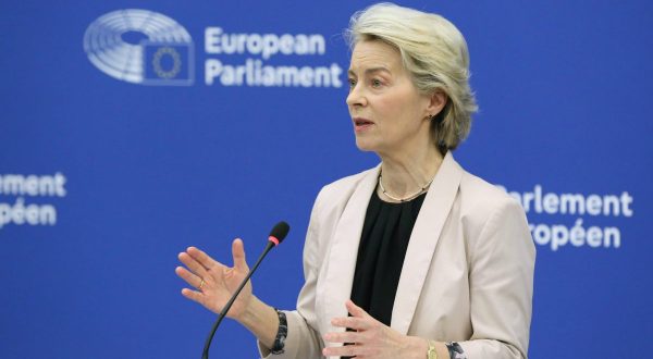 Ue, Von der Leyen annuncia un piano d’azione per l’acciaio