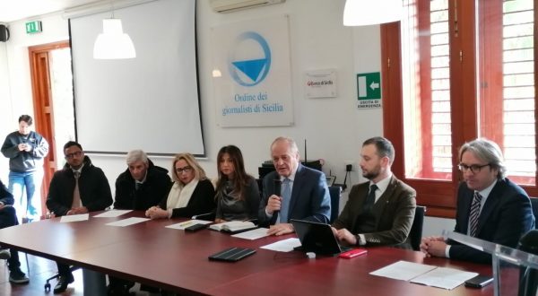 Cracolici “Sostegno ai giornalisti minacciati, sono frontiera di libertà”