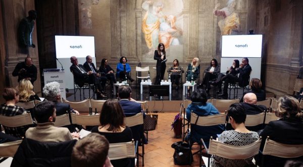 #ChiamalePerNome, al via la nuova campagna Sanofi per le malattie rare