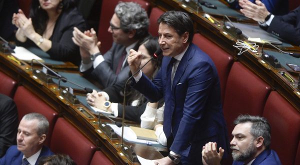 Conte “5 aprile in piazza, non vogliamo Italia in bolletta”
