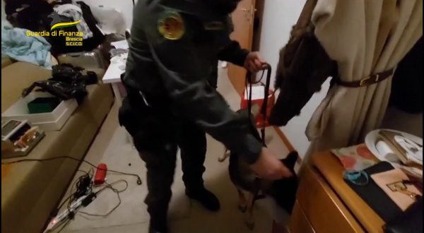 Brescia, estorsioni e sequestro di persona. Sei misure cautelari