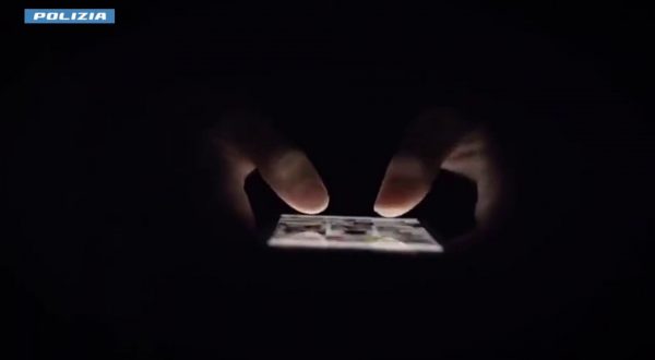Veneto, smantellata rete di pedopornografia online