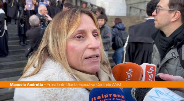 Sciopero magistrati, protesta delle toghe al Tribunale di Milano