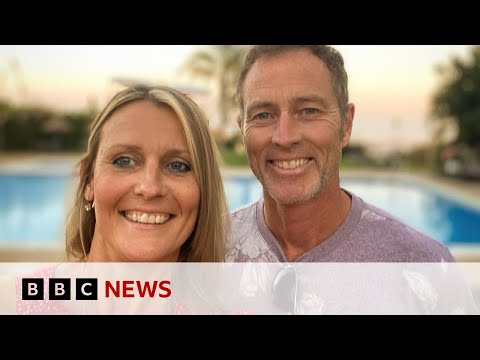 British couple charged with espionage in Iran | BBC News