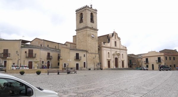 Palazzo Adriano, da set cinematografico a borgo “smart” con Open Fiber