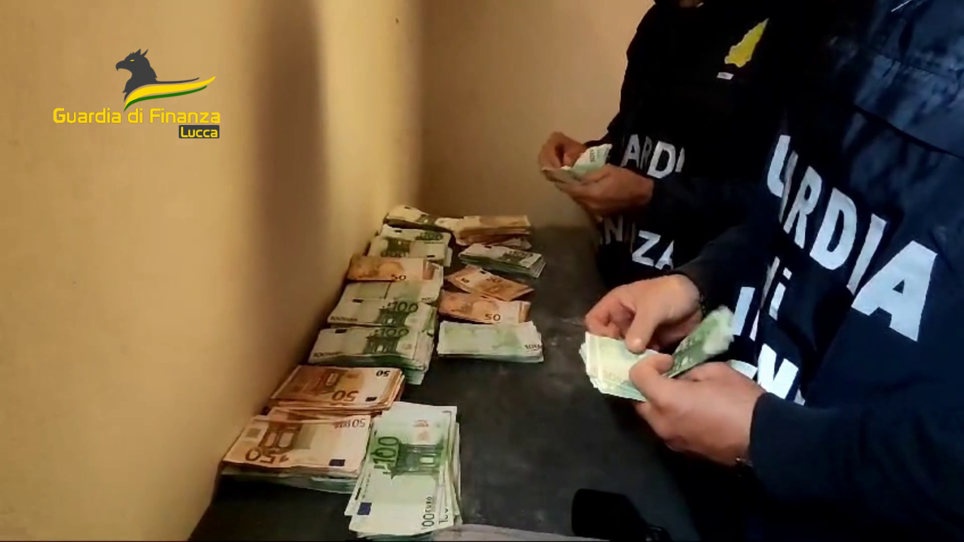 Lucca, dodici indagati per scommesse sportive illegali