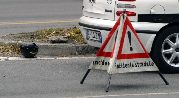 Maxi incidente sulla Catania-Siracusa, c’è una vittima