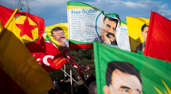 Turchia, il Pkk annuncia il cessate il fuoco