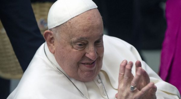 Per il Papa nessuna altra crisi ma quadro resta complesso