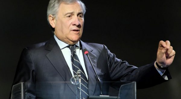 Ucraina, Tajani “Necessario coinvolgere Kiev e Ue nei negoziati”