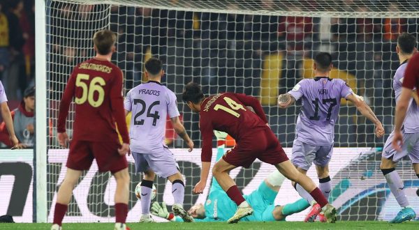 Roma-Athletic Bilbao 2-1, decide Shomurodov nel recupero