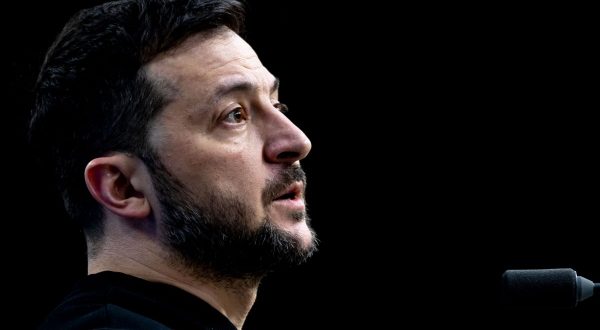 L’Ucraina dice sì a una tregua di 30 giorni