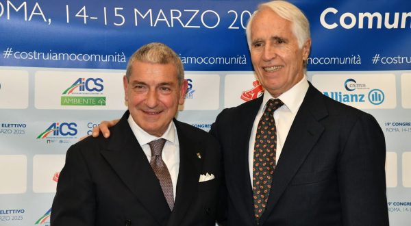 Bruno Molea rieletto presidente AiCS