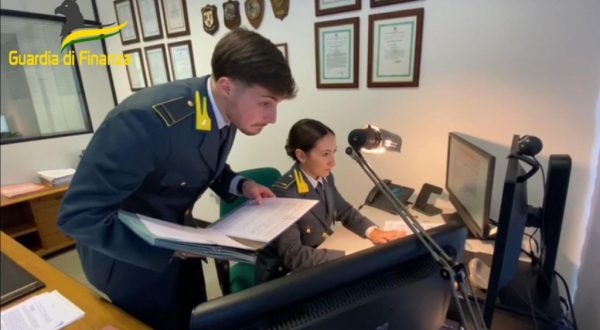 Varese, frode sui bonus edilizi. 4 persone indagate per truffa aggravata