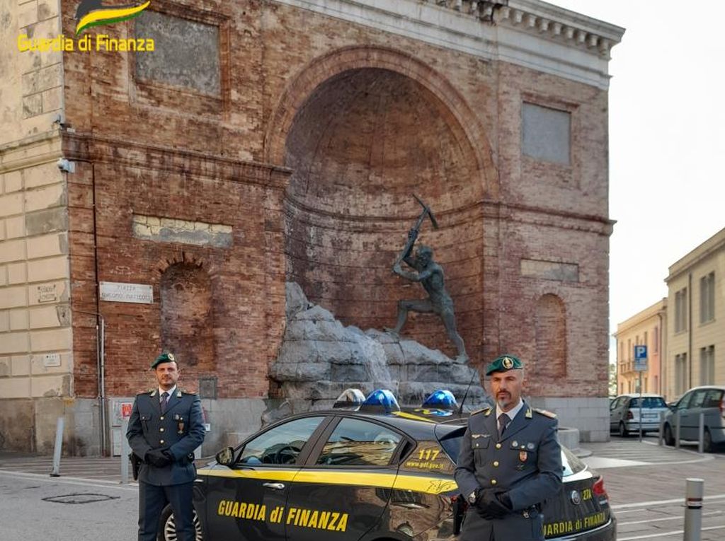 &lsquo;Ndrangheta, confiscati beni per 160 milioni a tre imprenditori