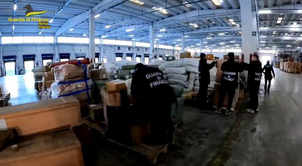 Frode fiscale nell’importazione prodotti da Cina, sequestro per 71 mln