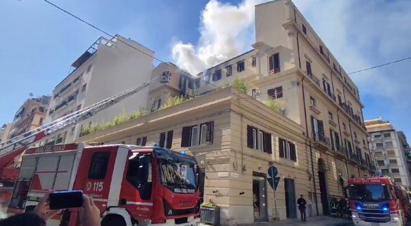 Incendio in un appartamento a Palermo