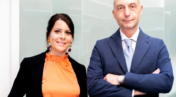 Società pretende 10.000 euro da un consumatore, il tribunale blocca la richiesta