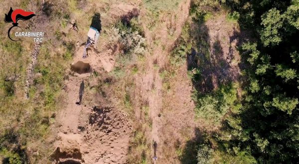 Umbria, i Carabinieri restituiscono 2000 reperti al museo archeologico