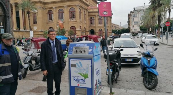 A Palermo ecco i nuovi cestini intelligenti a energia solare