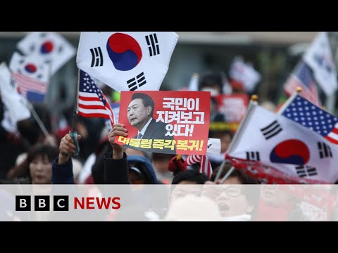 South Korean court orders impeached President Yoon Suk-Yeol’s release from jail | BBC News