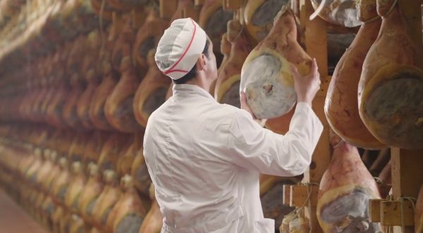 Le regioni del Centro e del Nord-Est trainano l’export italiano