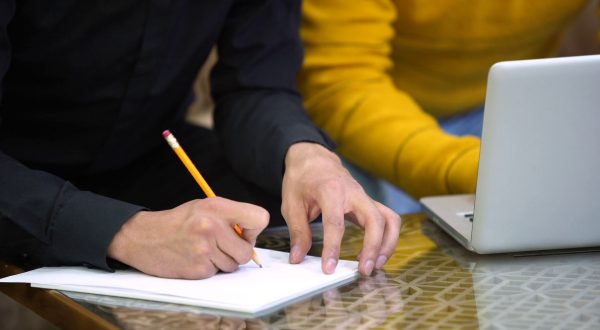 Pil in crescita nel quarto trimestre del 2024