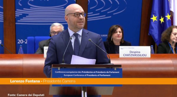 Fontana “In aumento la violenza contro i politici”