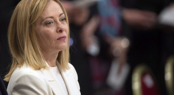 Dazi, Meloni “Scelta sbagliata, ma non alimentare allarmismi”