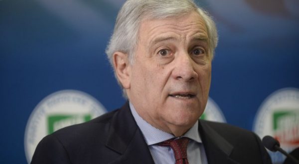 Dazi, Tajani “Agire ma non perdere la calma, valuteremo controdazi”