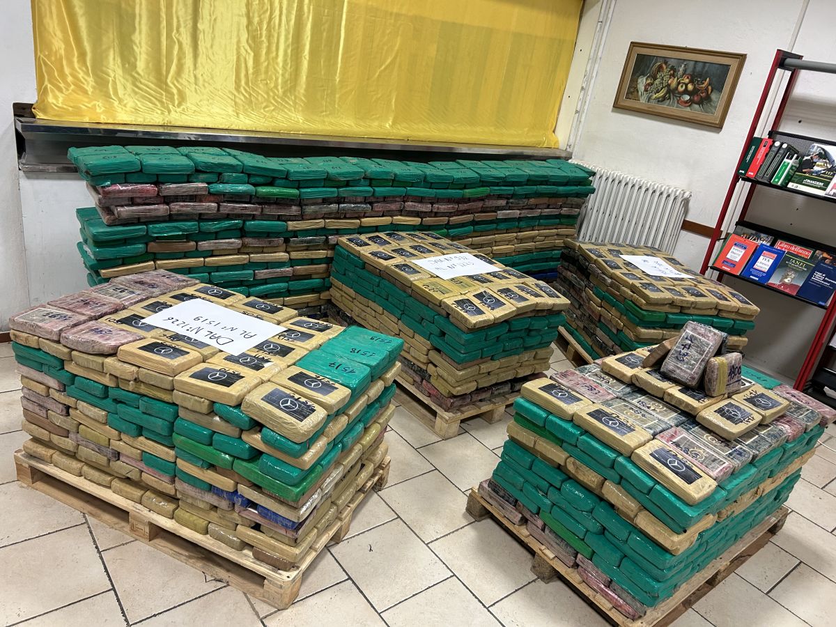Cocaina dal Sud America, maxi sequestro al porto di Livorno