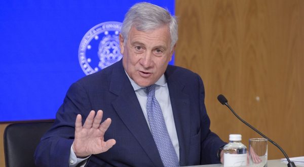 Dazi, Tajani “Pausa è segnale positivo, impegno per rafforzare export”