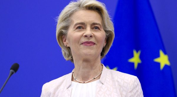 Ue sospende i contro-dazi, Von der Leyen “Dare chance ai negoziati”
