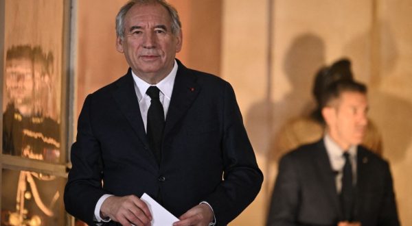 Ue, Barnier “Positivo incontro Meloni-Trump ma serve negoziatore unico”