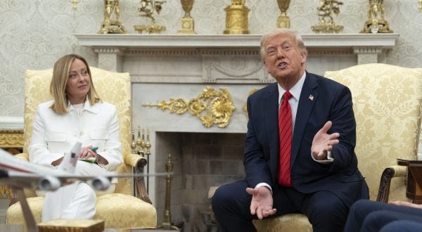Meloni-Trump “Rafforzare l’alleanza strategica tra Italia e Usa”
