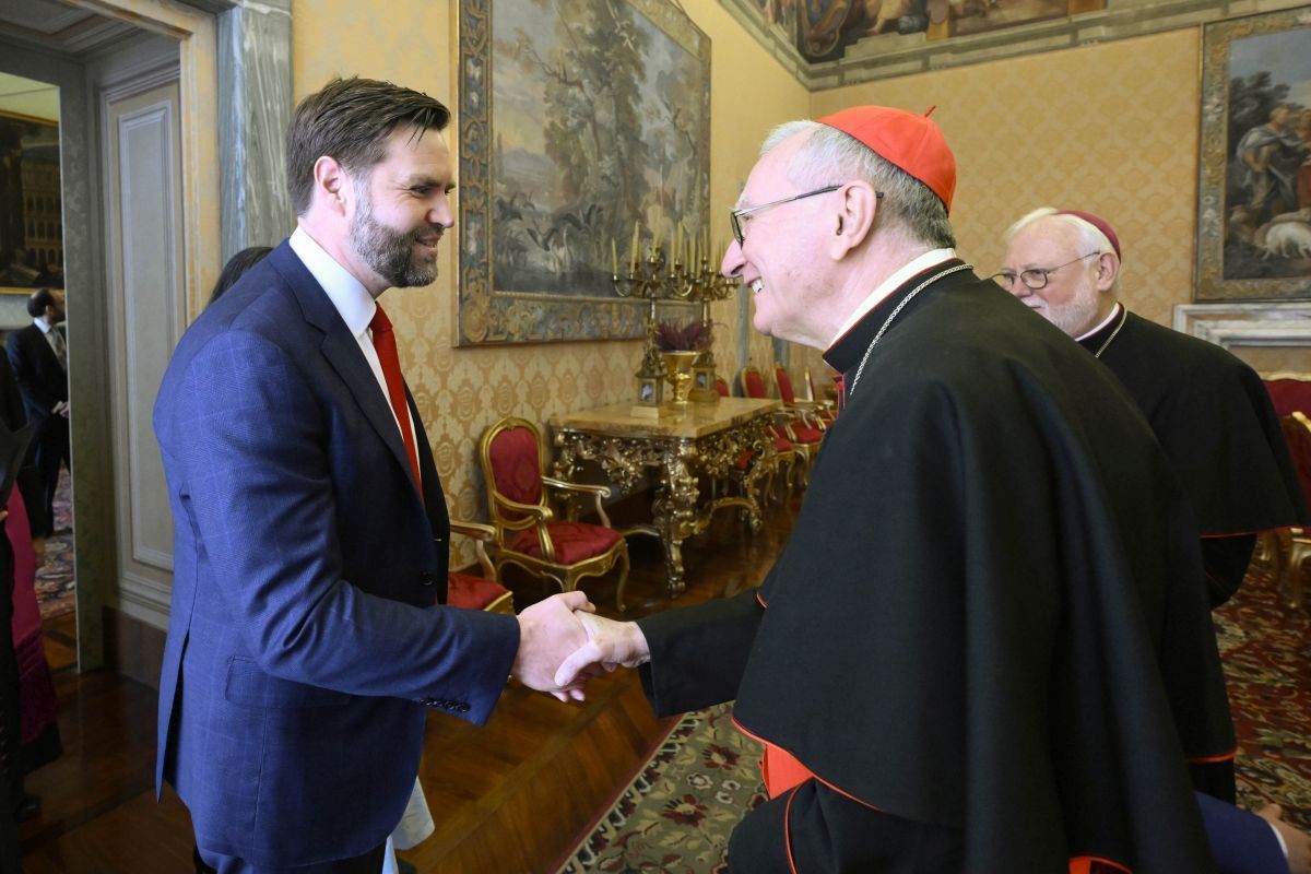 Vance incontra Parolin, focus su guerre e migranti