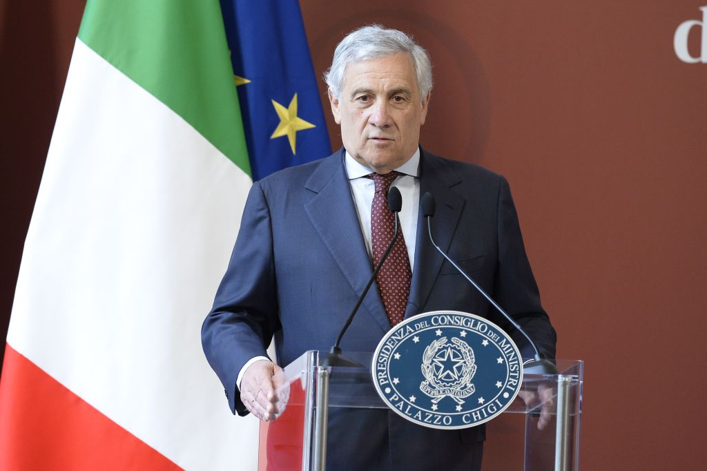 Ucraina, Tajani &ldquo;Putin non pu&ograve; decidere la pace alle sue condizioni&rdquo;
